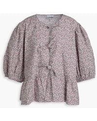 Ganni - Bluse aus baumwollpopeline mit blumenprint und schößchen - Lyst