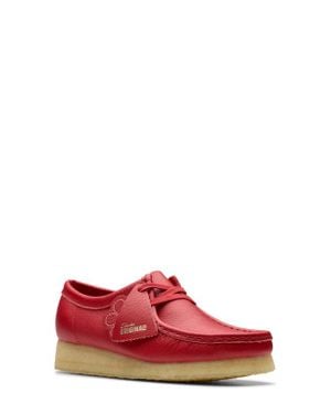 Clarks Wallabee Chukka Boot - Red