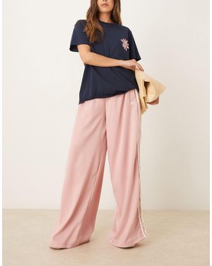 adidas Originals Campus Wide Leg Pants With Frill Detail - Pink